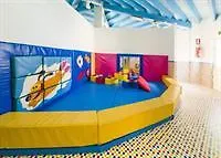 Coral Star Apartments-3